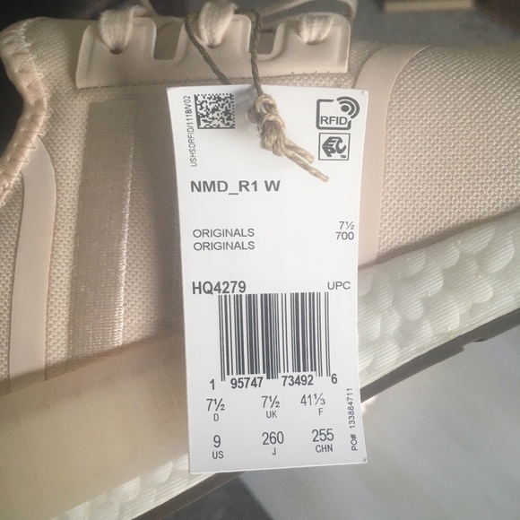 BRAND NEW Womens Adidas NMD_R1 - Picture 7 of 9